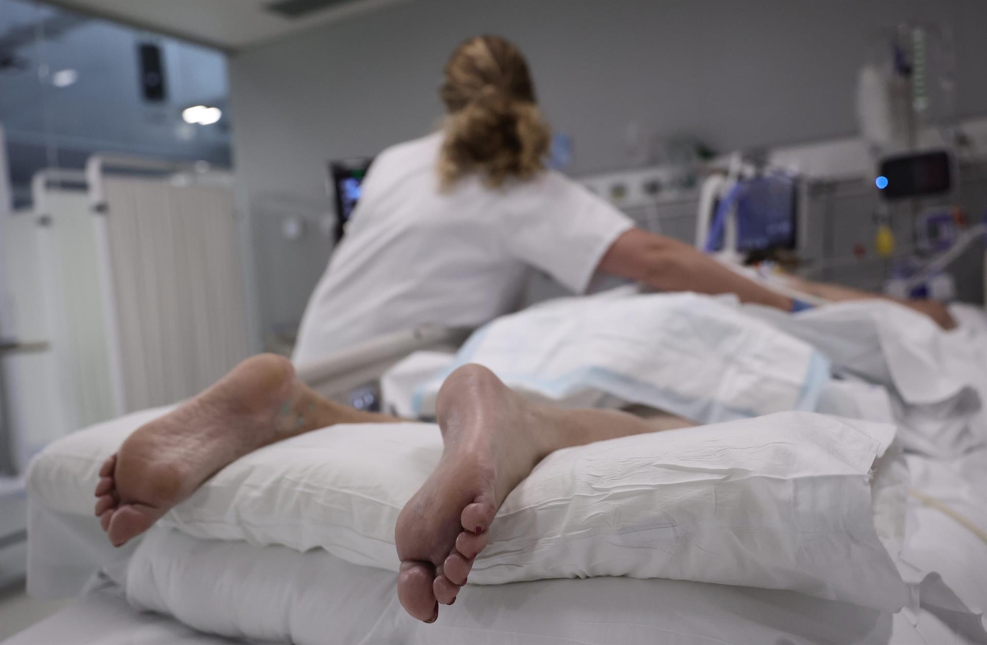 Castellón suma 3 muertes, 3.632 casos y supera los 200 hospitalizados por covid tras el fin de semana