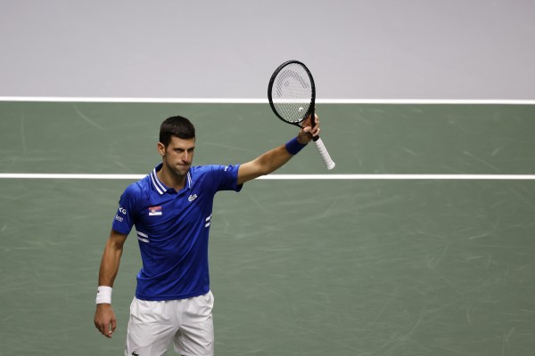 El padre de Djokovic dice que su hijo será deportado pese a fallo favorable
