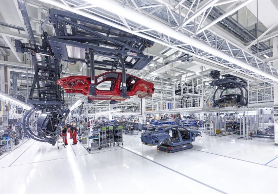Los ERTE de los fabricantes en automoción afectarán a más de 23.000 trabajadores en 2022