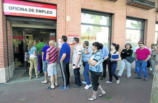 156.000 parados
