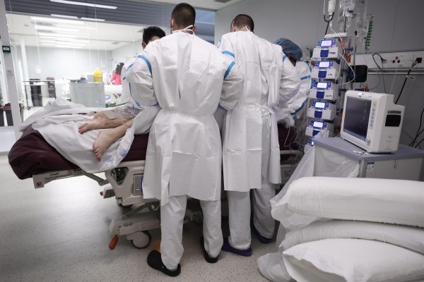 Alicante registra otro récord de contagios tras el Día de Reyes con 10.116 positivos y tres fallecidos 