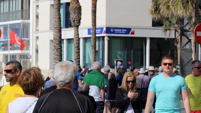 Benidorm se adhiere a la nueva 'Red Tourist Info' de la Comunitat: asumirá el coste de las oficinas