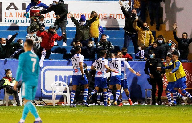 El Alcoyano solicita aplazar el partido ante el Castellón por un brote de Covid-19