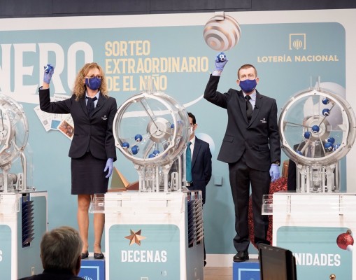 El Sorteo del Niño deja parte del segundo premio, el número 44.469, en 22 localidades valencianas