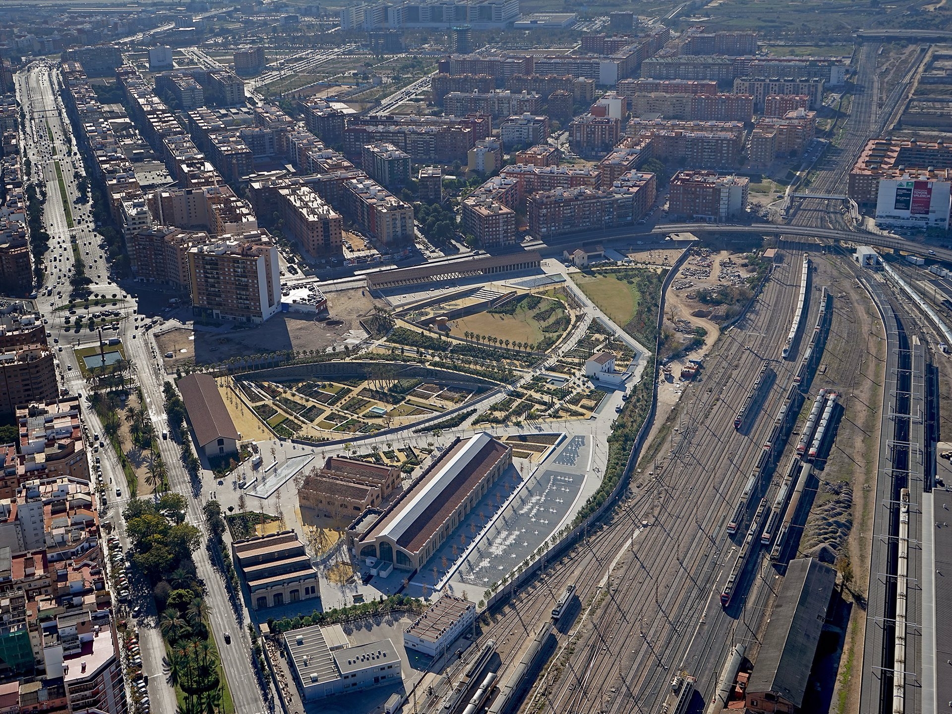 Compromís ofrece alternativas al túnel pasante y al tramo València-Castelló para proteger la huerta