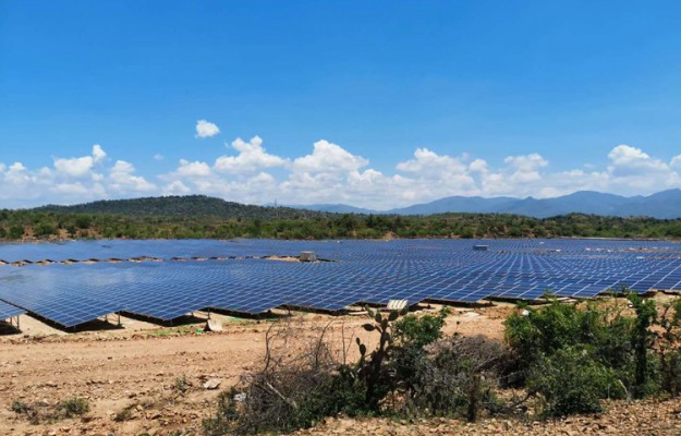 Sigue la fiebre solar: la china Risen Energy aumenta su estructura en El Campello