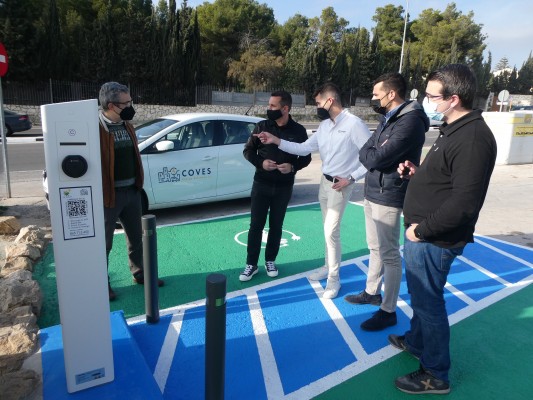 Entran en funcionamiento seis nuevos puntos de recarga de coches eléctricos en La Nucía