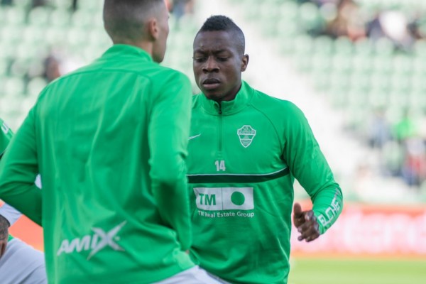 El Elche se aísla y entrenará a puerta cerrada para preparar Copa y Liga