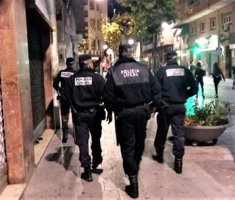 La Policía Local de Elda realiza 44 intervenciones durante el fin de semana de Nochevieja