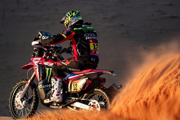 Barreda gana la segunda etapa del Dakar y Sunderland asalta el liderato en motos