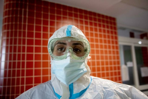 La sexta ola tampoco da tregua a la Región en Año Nuevo: 2.765 positivos y tres muertes (uno de 50 años)