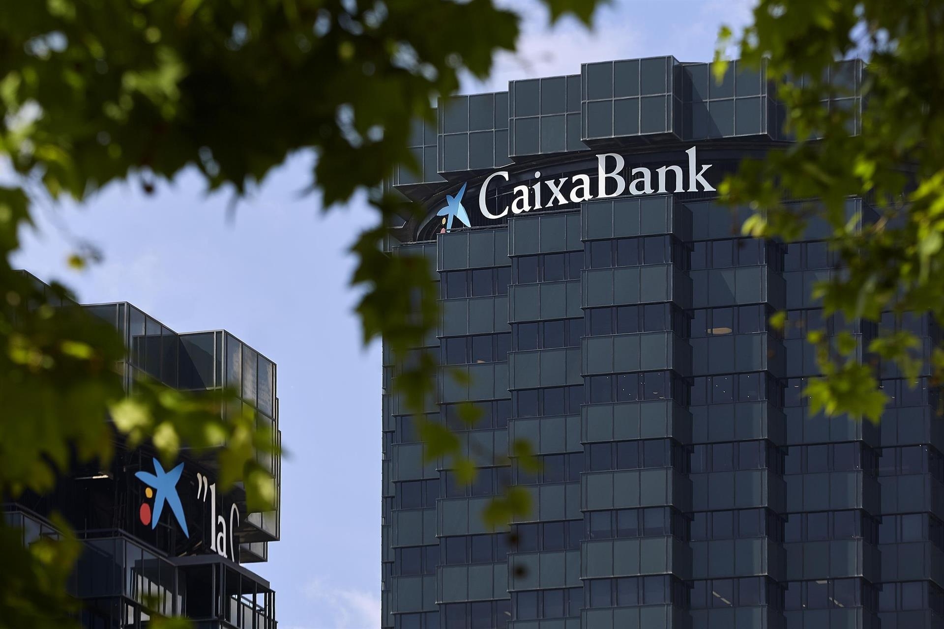CaixaBank materializa este sábado otras 2.700 salidas voluntarias de empleados por el ERE
