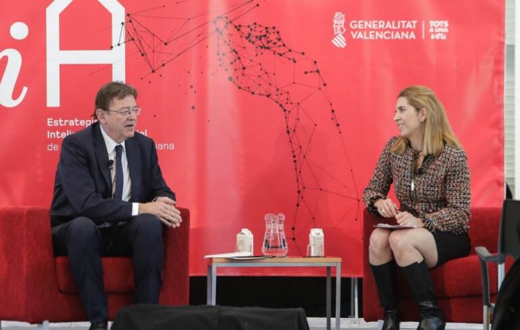 Ximo Puig y Nuria Oliver. Foto: GVA - 