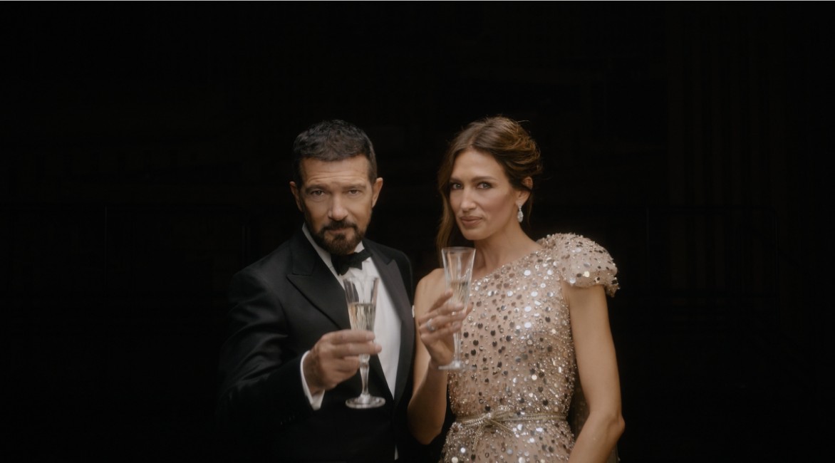 Una imagen promocional del spot de Porcelanosa - 