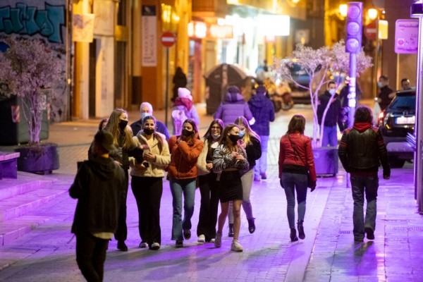 La Comunitat entra riesgo extremo a 24 horas de nochevieja y sin restricciones adicionales
