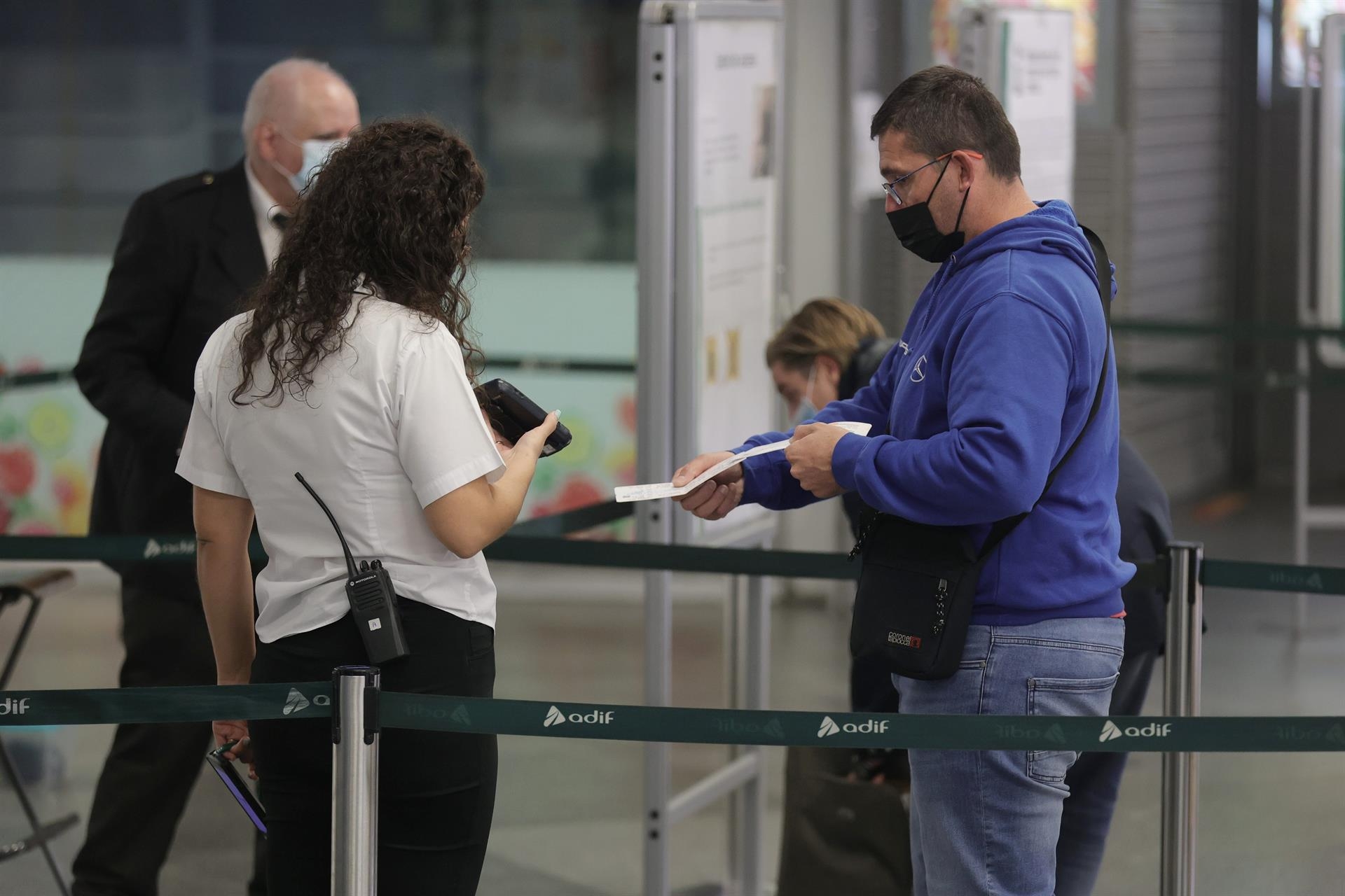 Renfe vuelve a ofrecer el cambio de billete de forma gratuita ante al aumento de contagios por covid
