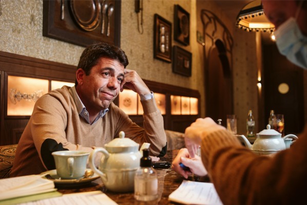 «Bajar los impuestos es una obligación moral y el tripartito no ha tenido los bemoles de hacerlo»