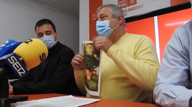 El PSPV estudia expulsar al edil que regaló una cabeza de cordero en Vinaròs en el amigo invisible 