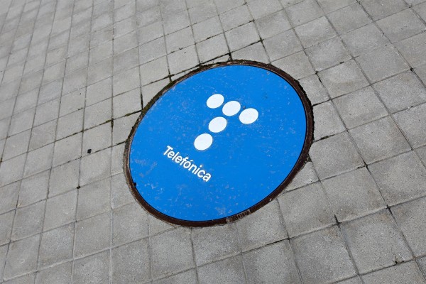 Telefónica acuerda con los sindicatos su plan de salidas voluntarias
