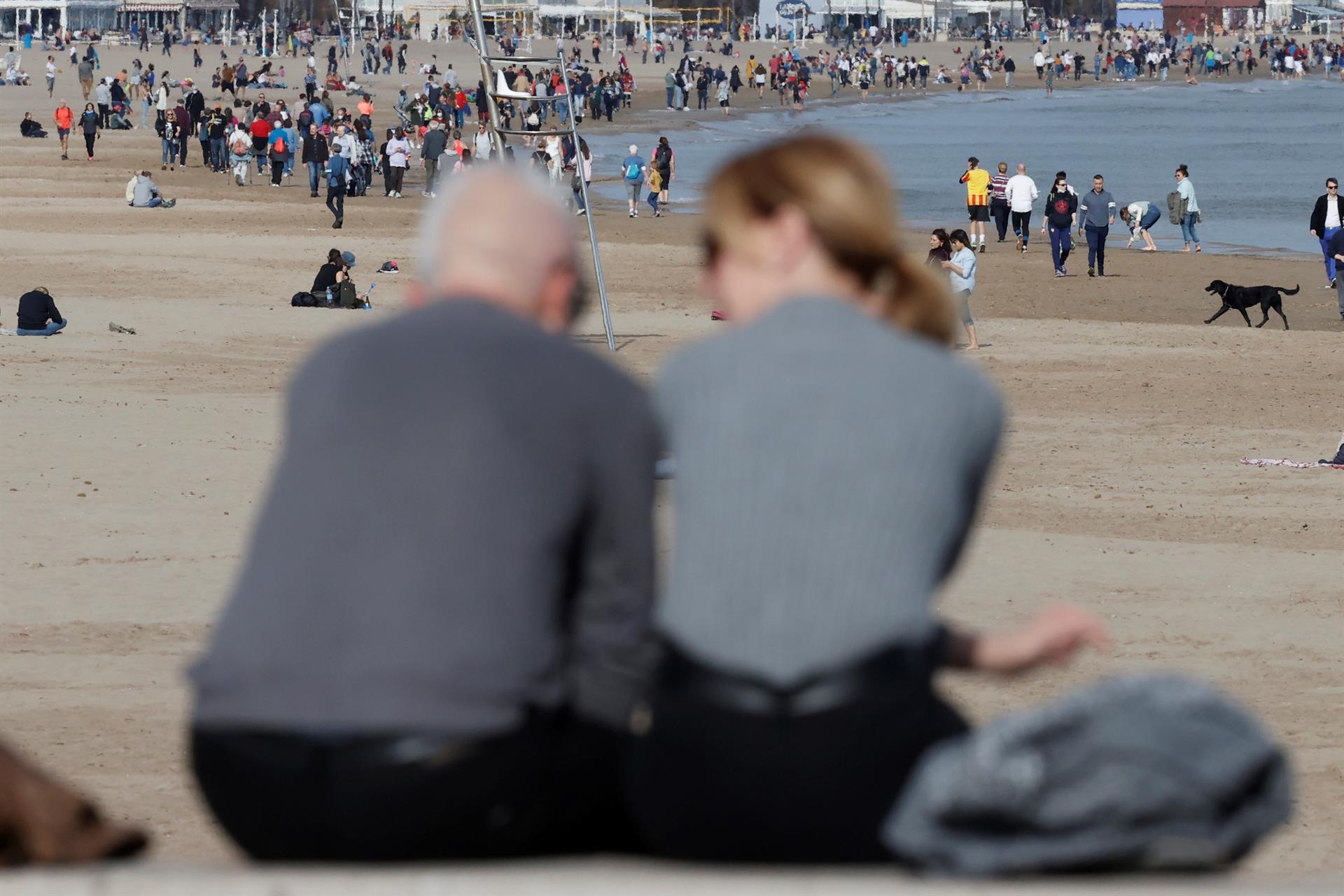 La Comunitat registra 10.889 nuevos casos de coronavirus desde el viernes y 7 muertes más