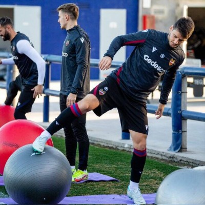 Coke, Vukcevic, Radoja, Duarte y Pepelu afrontan sus últimos meses en el Levante
