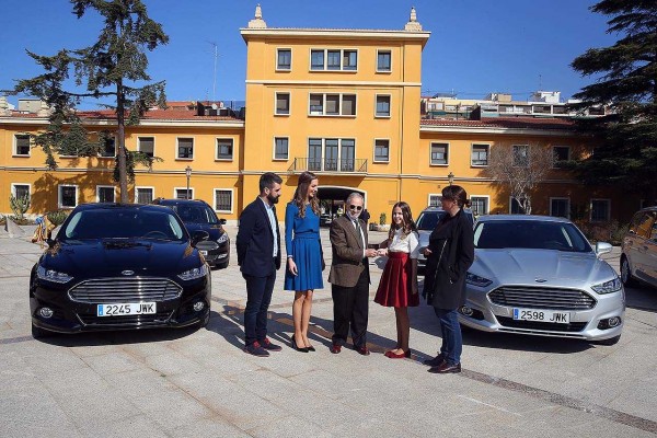 Vedat Mediterráneo presenta los coches oficiales para la Junta Central Fallera
