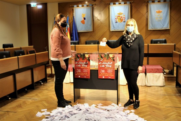 El Ayuntamiento reparte 3.000 euros en el primer sorteo de ‘A Borriana, el Nadal i els Reis tenen premi’