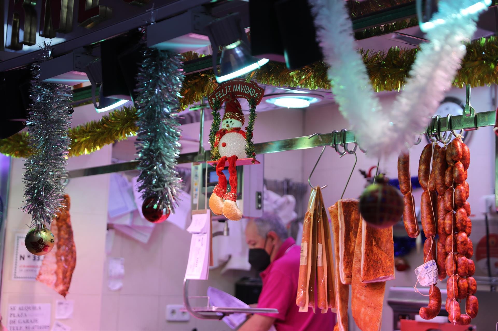 Podólogos recuerdan que la comida, el alcohol y el frío pasan factura a los pies