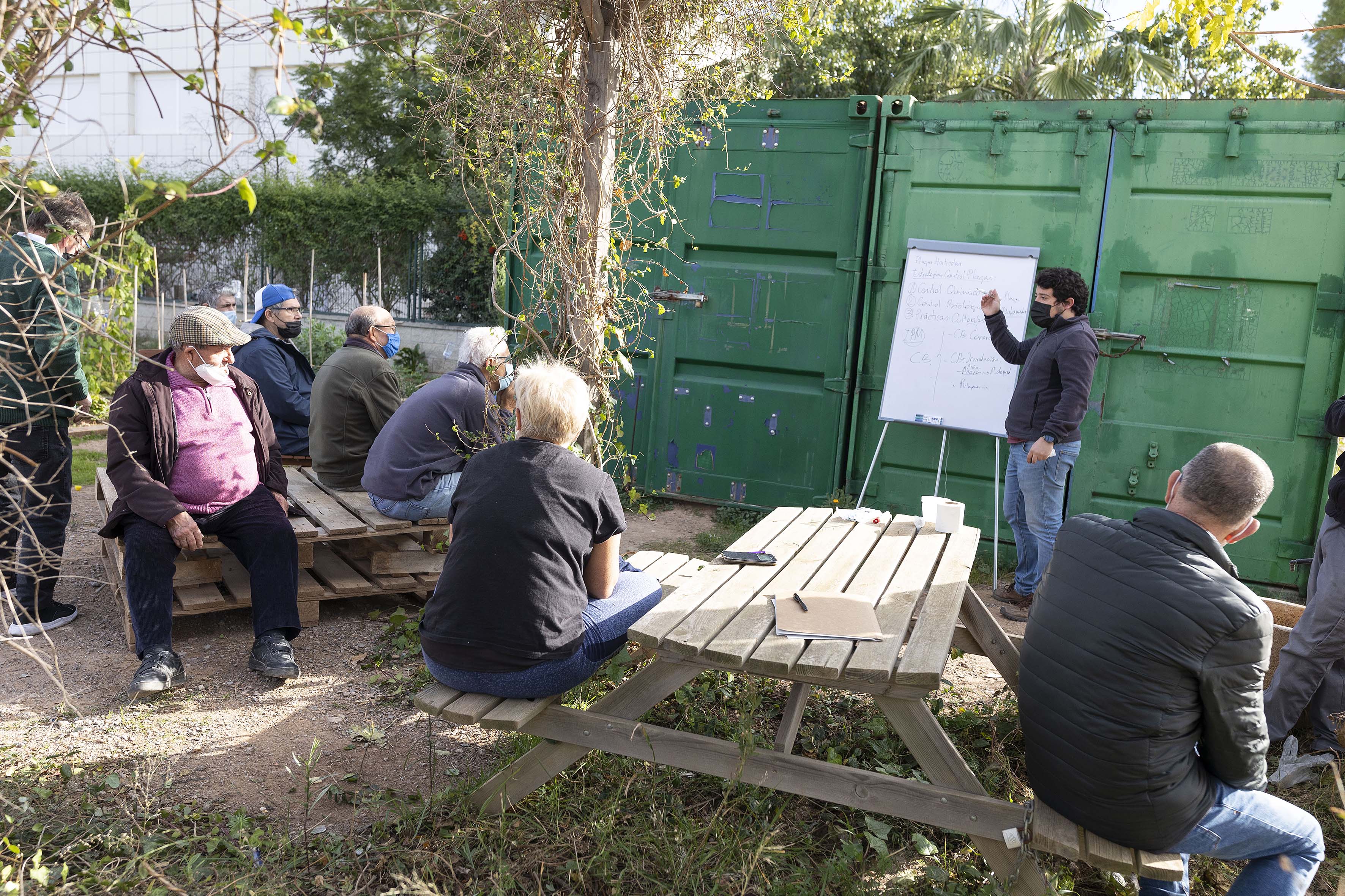 Castelló crea sinergias entre productores y nuevos perfiles para dinamizar proyectos agroecológicos