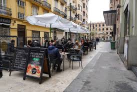 El Consell se guarda el comodín del TSJCV para pedir el certificado covid-19 en las terrazas