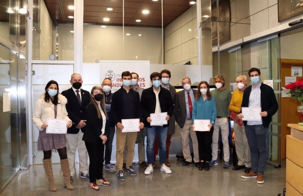 El COIICV distingue un prototipo que detecta el sueño al volante con IA en los premios TFM