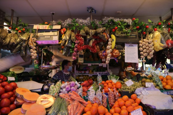 El alza de los precios se cuela en la compra de Navidad: qué está más caro en la Comunitat