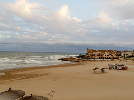 Orihuela cerrará sus playas el día de Navidad para evitar aglomeraciones