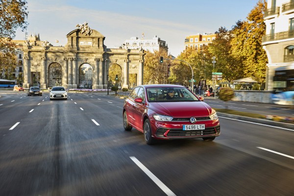 El nuevo Polo es uno de los primeros coches de su segmento que circula de forma semiautónoma