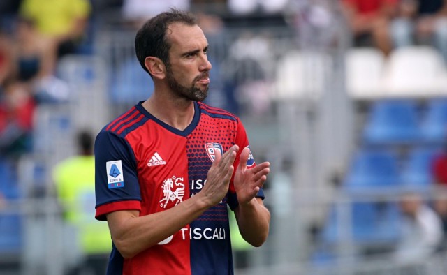 El Valencia contacta con Godín