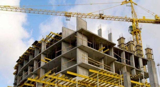 Desabastecimiento en la construcción: la crisis del transporte retrasa las obras de la Región