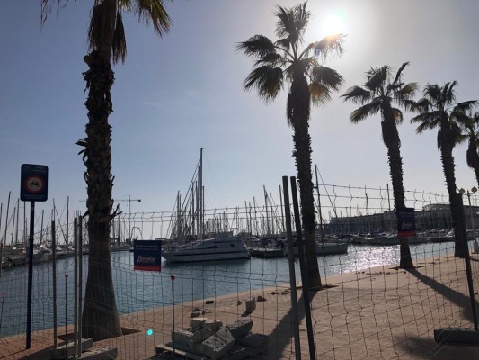 Bertolín aborda la reforma del paseo del Puerto con obras de refuerzo para un primer mirador volado