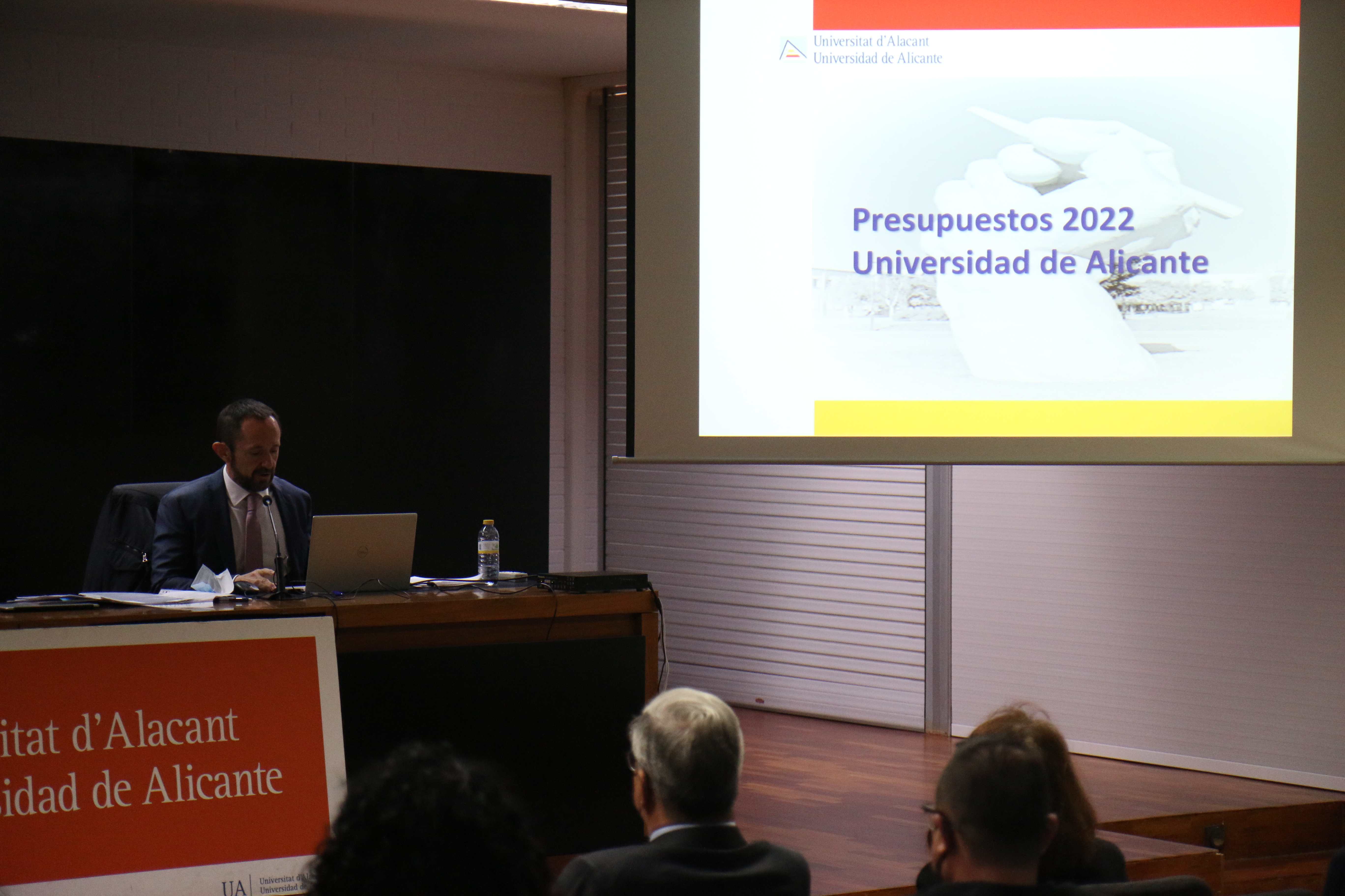 La transformación digital, la empleabilidad y la investigación marcan el presupuesto de la UA para 2022