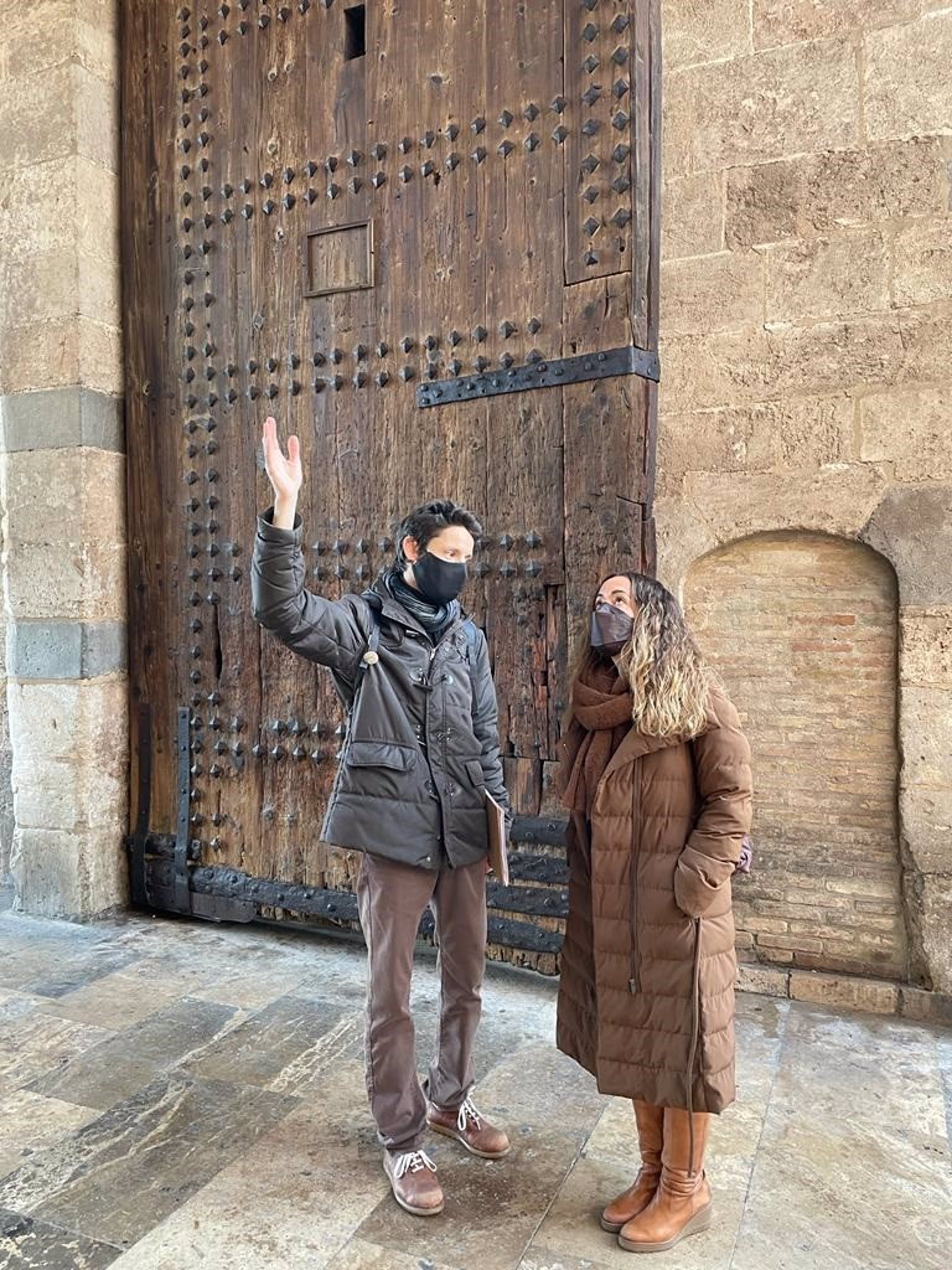 València restaura la puerta de las Torres de Serranos 41 años después