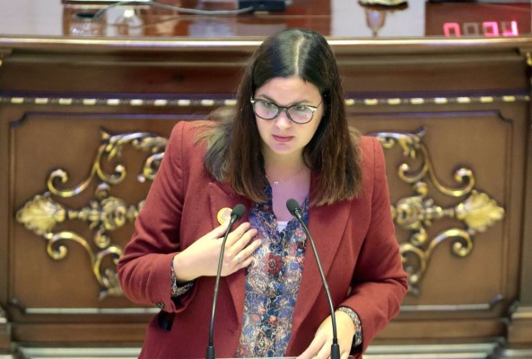 Sandra Gómez destaca que el Valencia CF ya no necesita vender el viejo estadio para hacer el nuevo y pide hechos