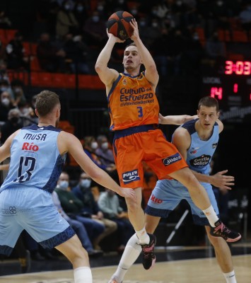 El Valencia firmó sin premio el cuarto más anotador de la historia de la ACB
