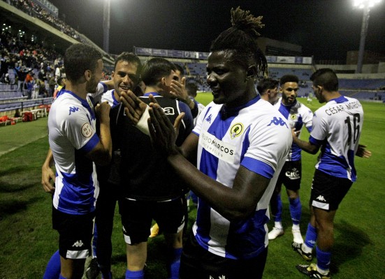 Bikoro y Belima se han de presentar el 29, en la vuelta al trabajo del Hércules