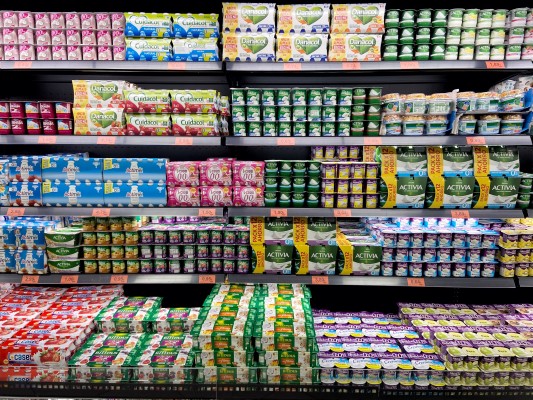 Una dosis diaria de yogur podría ser el alimento de referencia para controlar la hipertensión arterial
