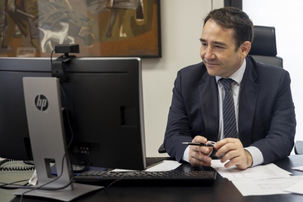 El plan de teletrabajo del IVF permitirá el trabajo no presencial hasta tres días semanales