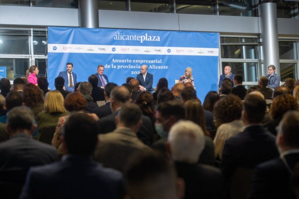 Los empresarios y Alicante Plaza 