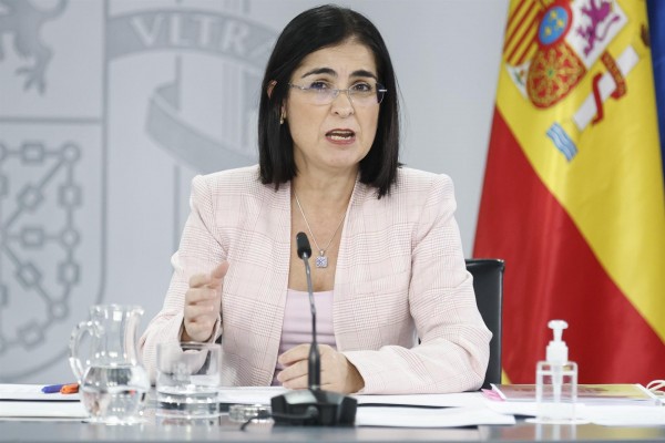 Darias llama a las CCAA a acelerar el ritmo de vacunación y resalta la cultura de la prevención