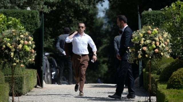 El discreto encanto de un hijo tonto, pero heredero multimillonario