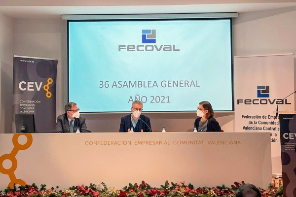 El Consell busca mecanismos de compensación ante el encarecimiento de las materias primas para construcción