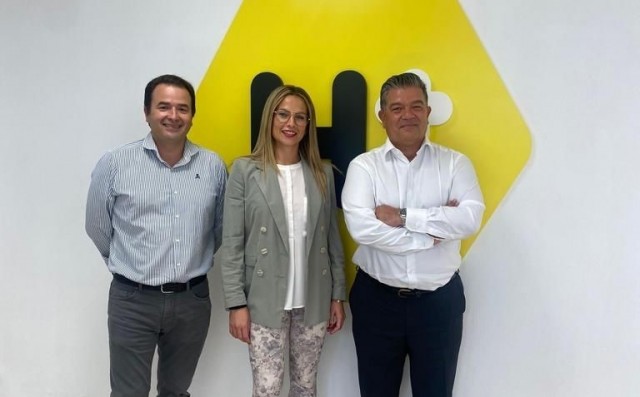 Hefame y Gollmann  Zwick firman un acuerdo  para promover la robotización de las farmacias