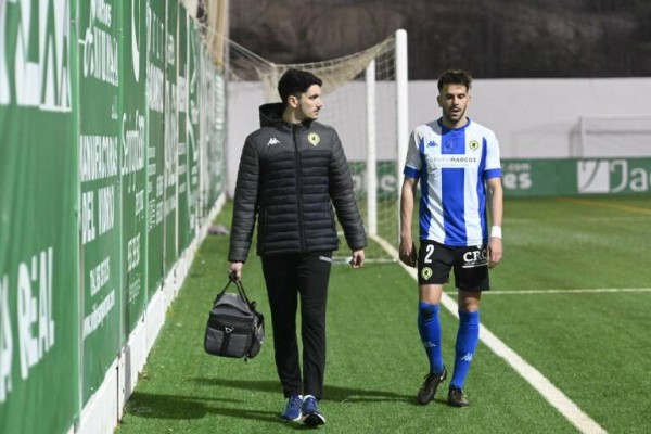 Raúl Ruiz no jugará hasta 2022 por una lesión muscular
